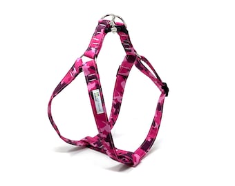 Pink Camouflage fully Adjustable Dog Harness, camo harness for Dog Walking