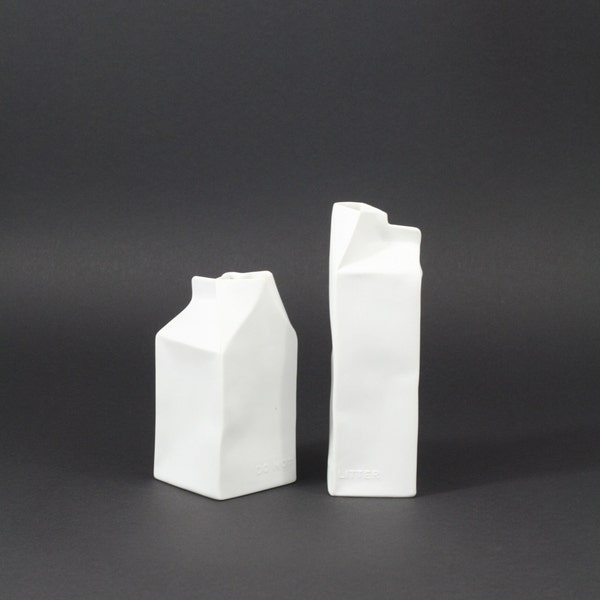 Vasen "do not litter" Milchtüten von Frogen Yang für Rosenthal
