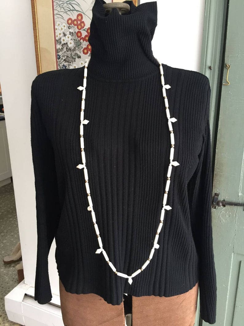 1970/'s Estate Off White /& Gold Beaded Plastic Long Necklace 48R