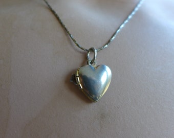 Vintage Elegant 18K Gold Plated Silver and Gold Mix Chain With Heart Locket / Letter J  Necklace