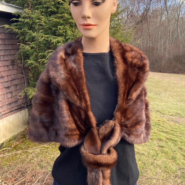 Vintage Stylish Dark Brown Mink Fur Stole / Wrap Cape Satin Lined Small- Mid Size.