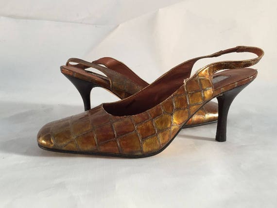 Vintage  PELLE MODA Golden Embossed Calfskin Pump… - image 3