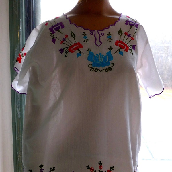 Vintage Floral Embroidered Bohemian Blouse White Cotton Top Red/Blue/Purple Flower Embroidery South American Embroidered Shirt/Blouse SZ M-L