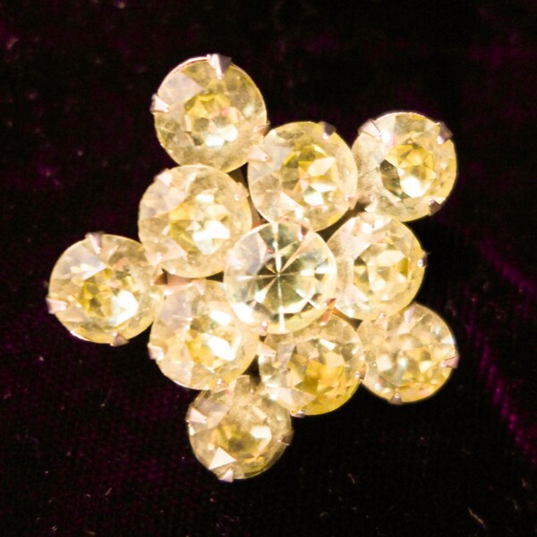 Bright Yellow Rhinestones 1.5"Dia Star Pattern Old 1950s Couture Costume Jewelry Dressed Look Excellent