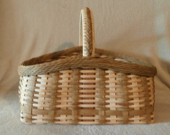 Basket Kit: 10" Cottage Basket