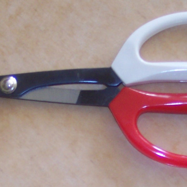 Best cutting tool ever!  Basket Shears