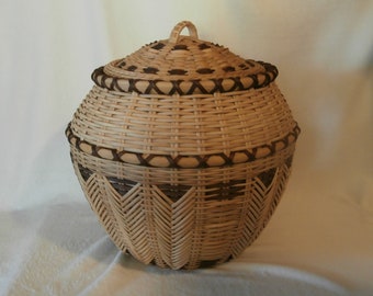 Basket Weaving Kit: Corn Basket with Lid