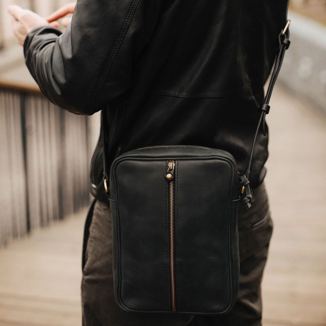 Amazon.com: PAHVRION Men's Leather Shoulder Bag, Men Purse