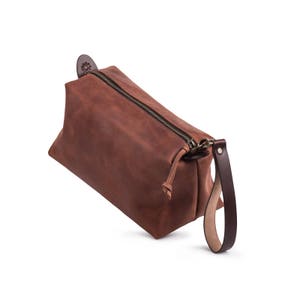 Leather Pouch by Kruk Garage Necessairies bag Leather Dopp kit Toiletry bag Mens bag Travel kit Groomsmen bag Toiletry kit Travel bag Cognac brown