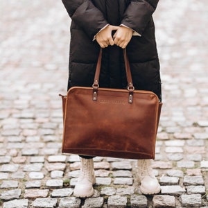 Sac de voyage en cuir pour femme Sac fourre-tout pour ordinateur pour femme Sac fourre-tout en cuir Grand sac de travail Sac besace pour ordinateur portable pour femme