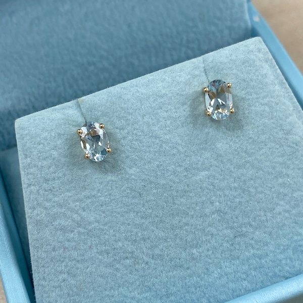 Blue Aquamarine Earrings, 4 Prongs Natural Aquamarine Studs 1.00 Carat, Post Earring Studs, Women's Earrings, Birthstone Studs