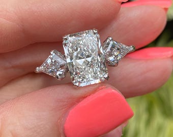 7.92Ctw IGI Radiant Lab Grown Diamond Engagement Ring, Kite Shape Sides, 14K White Gold