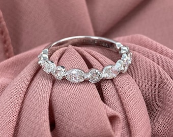 Anello alternato con diamanti coltivati in laboratorio con taglio ovale rotondo da 1,20 ct, anello con diamanti creato in laboratorio, anello impilabile 14k, anello regalo con anello nuziale con diamante da laboratorio