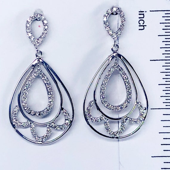 Boucles D'oreilles Créoles En Or Blanc 14k (585) Avec Diamant 0.10ct - Neuf Avec étiquettes
