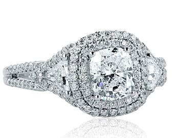 1.97Ctw Diamant im Kissenschliff Verlobungsring, Trillion Seiten, 18k Weißgold Halo