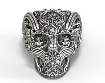 Gothic skull ring with gargoyles and a touch of fantasy