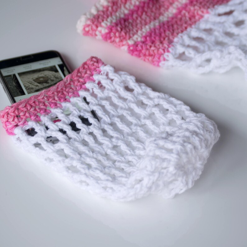 Castries Market Bag Free Phone Pouch and Travel Case Included Beach Net Bag Reusable Market Bag in Pink /& White Cotton Mesh Tote