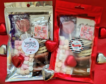 Valentines Hot Chocolate Gift Pouch: Galaxy Chocolate, Marshmallows