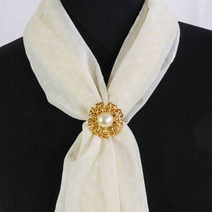 Vintage Scarf Clip, gold-plated metal retro rosette design, faux pearl cabochon centre, 1980s scarf ring, stocking filler gift, gift for mum