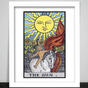 Encadré Art Print Tarot Card The Sun. Pagan Occult Arcana Trump poster. Un panneau mural. Meilleur succès positif Vitalité Artwork unique. 278
