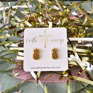 Pineapple Earrings, Acrylic Earrings, Beach Jewelry, Beach Earrings, Tropical Jewelry, Acrylic Jewelry, Glitter Pineapples, Food Earrings