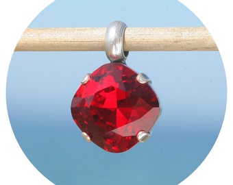 artjany pendant Swarovski cushion sliff scarlet square silver