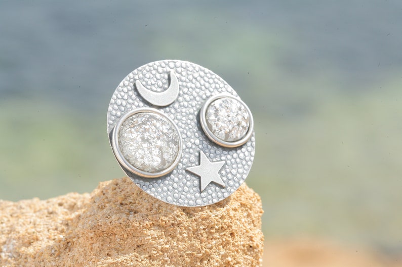 artjany moon stars cabochon ring round grey silver