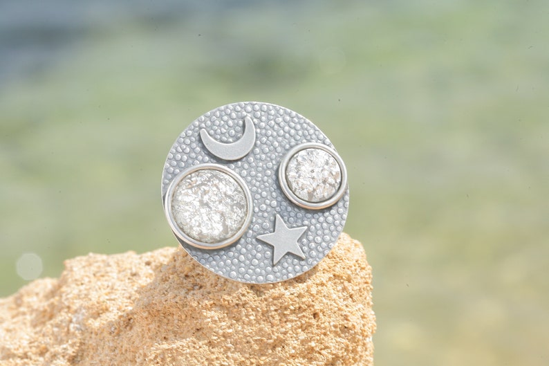 artjany moon stars cabochon ring round grey silver