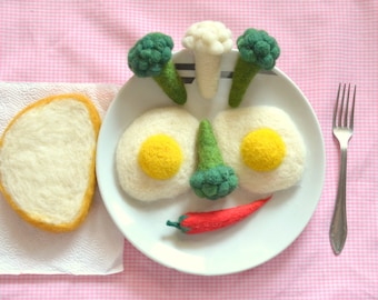 Set of 8 pcs felt food, Needle Felt Breakfast, Felt fried eggs, Felted fried eggs and a bread, Needle felting pretend food, Woolen play food