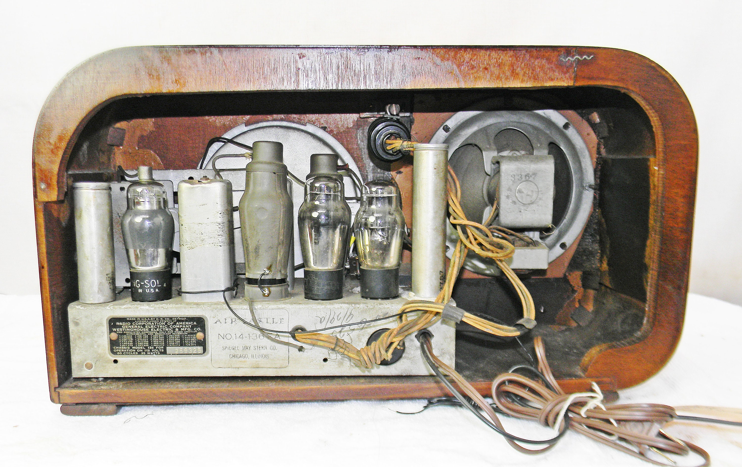 Air Castle 14-136EA 1937 Am/shortwave Antique Radio With