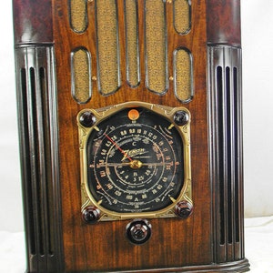 Zenith 10-S-130 Tombstone (1937) am/shortwave antique radio with digital cable  and  FREE BLUETOOTH !
