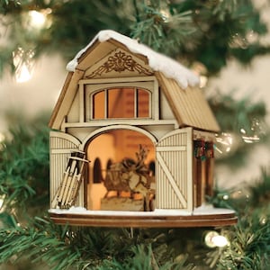 Old World Christmas Ginger Cottages Santa's Reindeer Barn Ornament 80013