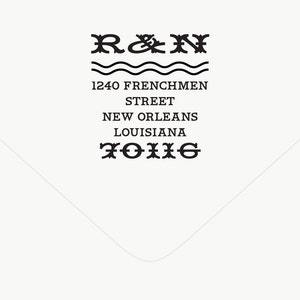 Puede incluir: Etiqueta de devolución de dirección en blanco y negro con el texto "R&N", "1240 Frenchmen Street", "New Orleans", "Louisiana" y "70116".
