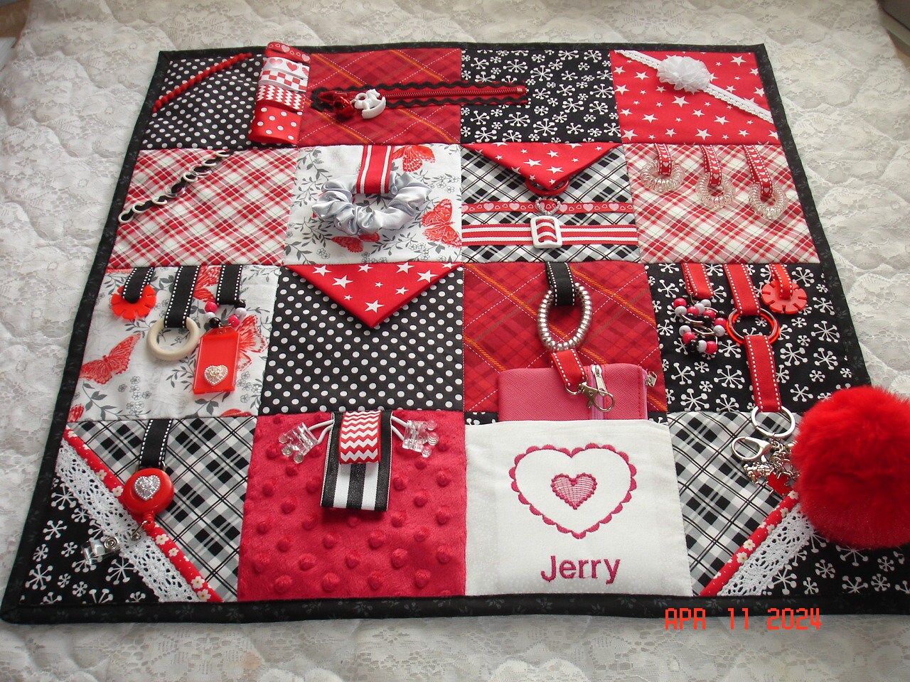 Fidget Activity Quilt, Sensory Blanket for Alzheimer's, Dementia - Etsy