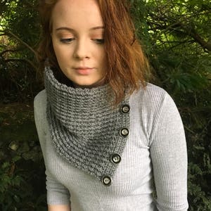 PDF Crochet cowl pattern - crochet pdf pattern - crochet neckwarmer pattern - angled neckwarmer pattern - woolen scarf - wool cowl -