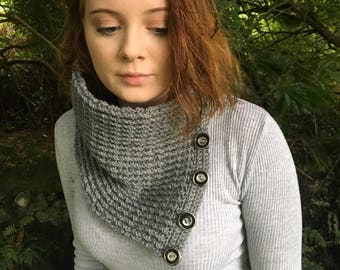 PDF Crochet cowl pattern - crochet pdf pattern - crochet neckwarmer pattern - angled neckwarmer pattern - woolen scarf - wool cowl -