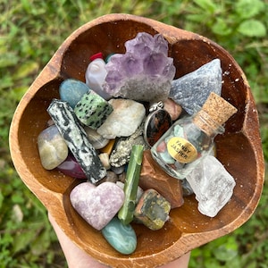 Mystery Crystal Confetti Scoop