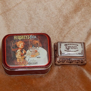Hershey tin & trinket set.