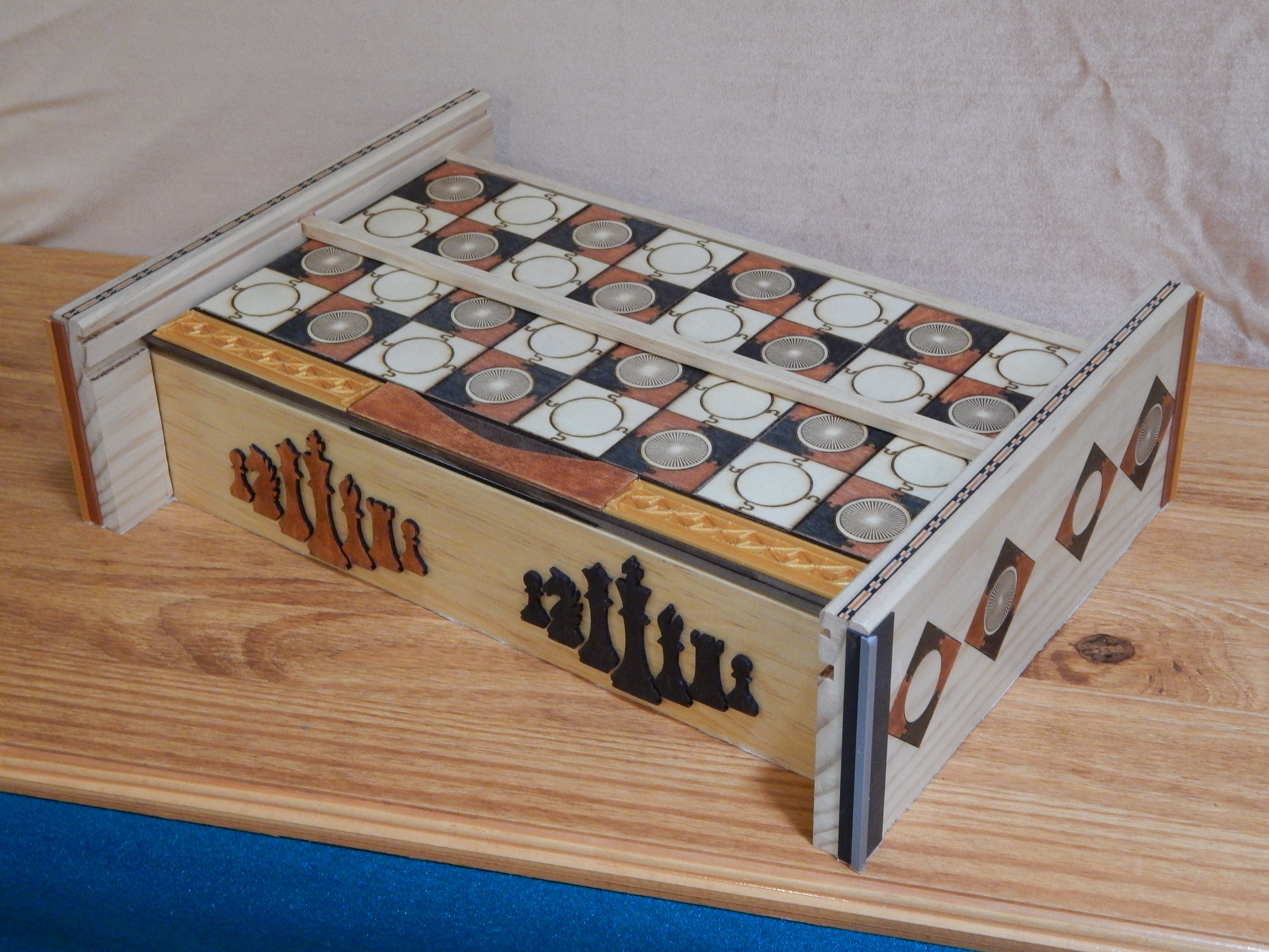 Combo of Paperweight Rook, Bishop & Pawn Chess Pieces in Box Wood & Bud  Rosewood - 4.52