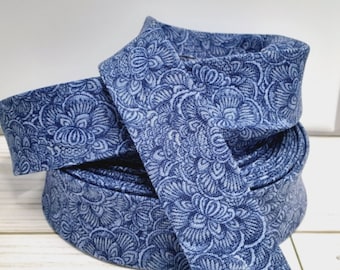 Navy blue floral, 3+ yard rolls, 1/2" double fold bias tape, quilt binding fabric trim, face mask, sewing supplies