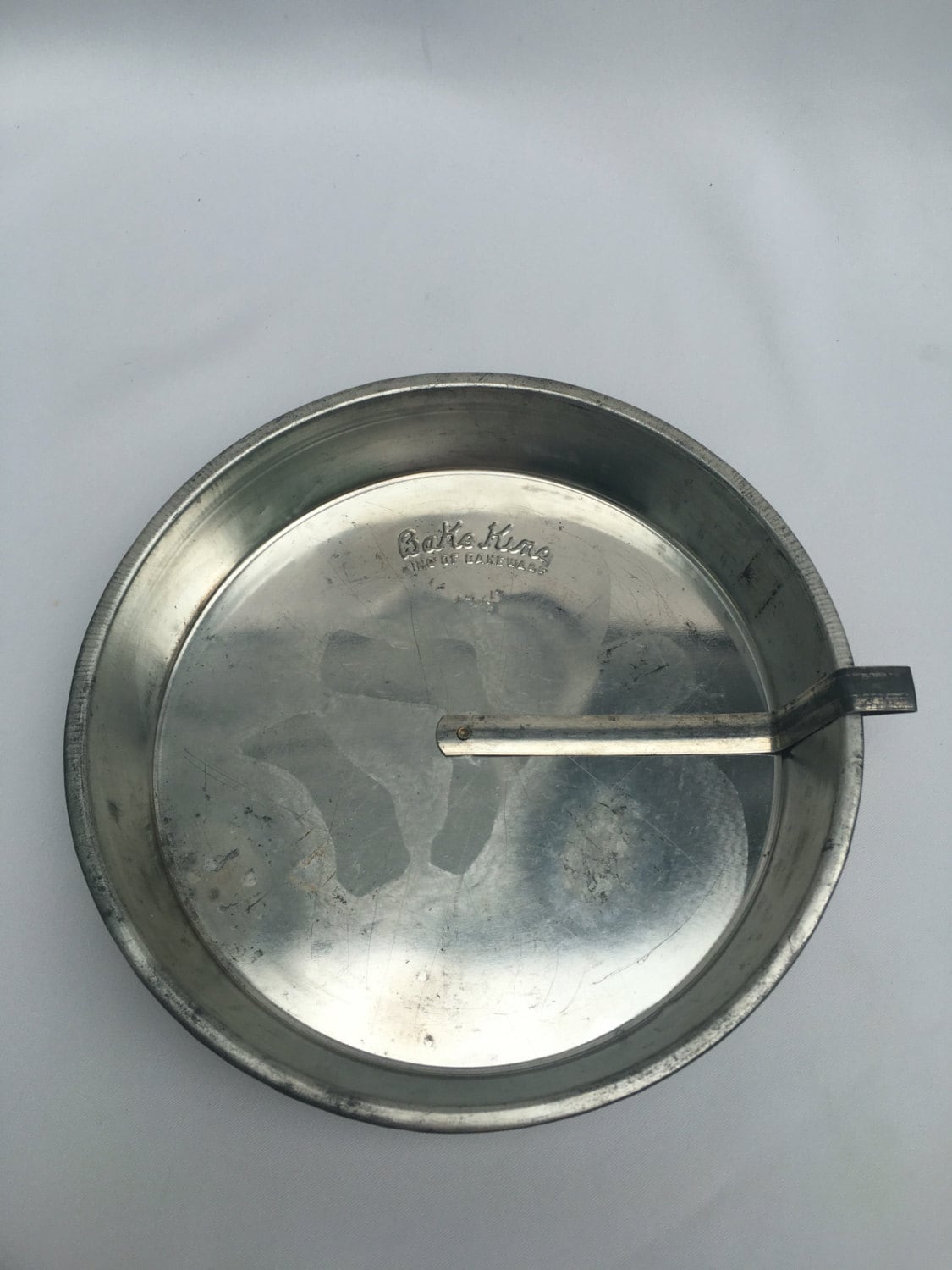 Vintage 1950's Bake King Cake Pan Vintage Kitchen Decor Etsy