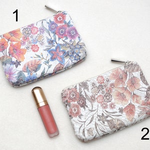 Trousse de maquillage en cuir Sac à main en cuir Pochette en cuir Fleurs arc-en-ciel Trousse de maquillage en cuir Cadeau femme pour elle Organisateur de cosmétiques
