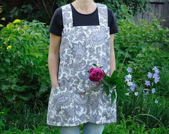 Garden apron Pinafore Dress No tie apron women kitchen apron pockets Chef Apron Square Cross Back apron Gardening Gift New home gift hostess