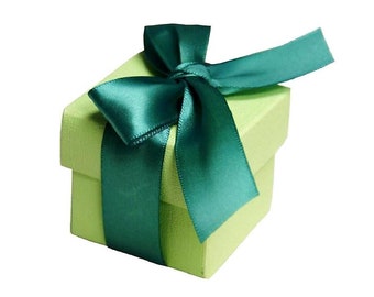 10 Green Favor Box (10 boxes), Wedding Favor Boxes, Square Favor Box, Christmas Candy Favor Box,Party Favor Box,2 Piece Favor Box 2x2x2