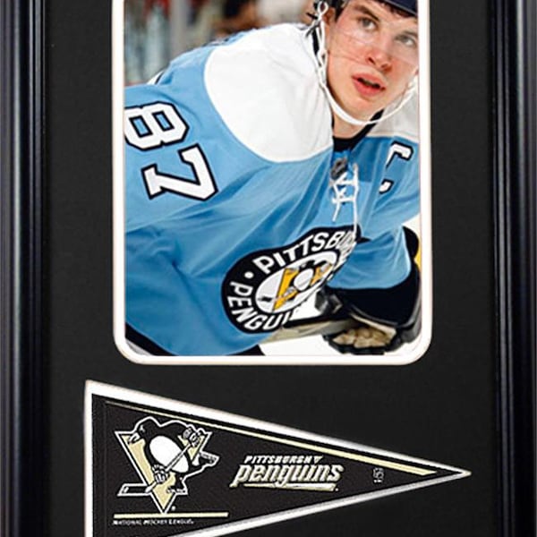 12x18 Pennant Frame - Sidney Crosby Pittsburgh Penguins