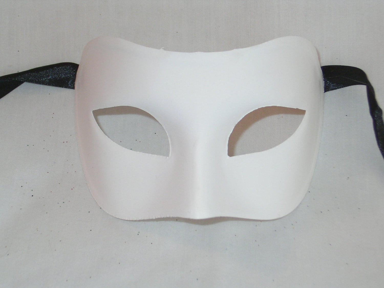 1 pcs empty masquerade mask Unique Creative Universal Blank