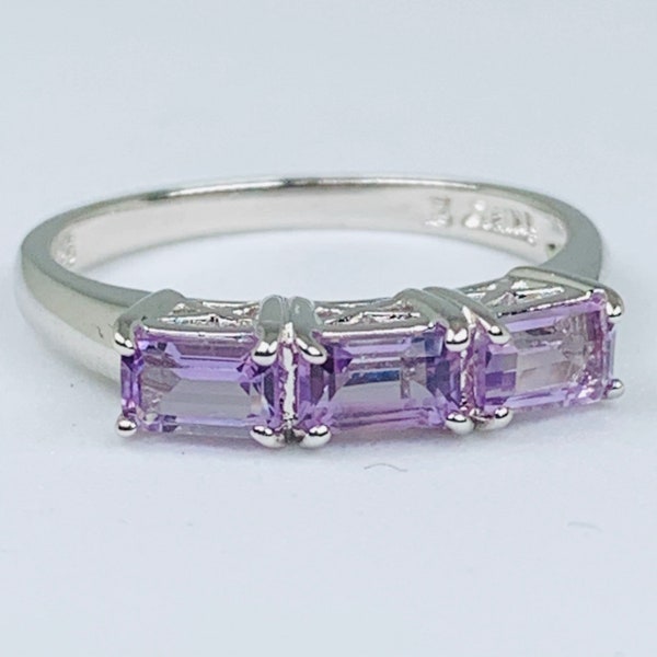 Emerald cut Genuine Amethyst Three Stone Sterling Silver Rhodium Ring Vintage NOS - Size 7