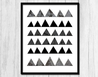 Triangles impression téléchargement immédiat Triangle noir et blanc Decor Triangle imprimé scandinave affiche téléchargement numérique Triangle decoration murale