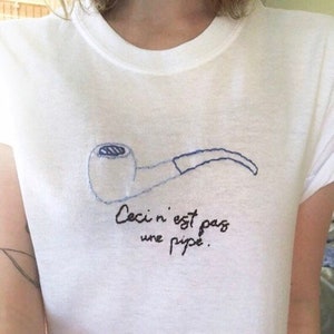 Rene Magritte Shirt | Ceci N&#39;est Pas Une Pipe, This Is Not a Pipe | Salvador Dali Tshirt, Art Lover Gift for Artist Gift, Surrealism T-Shirt
