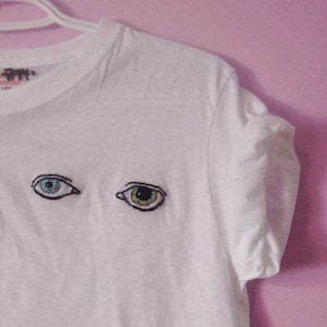David Bowie Eye Embroidery Art, Unique Bowie Tribute Shirt, Women&#39;s Bowie Fan Gift, Starman Tshirt, 70s & 80s Rock Band Tee, Rolling Stones
